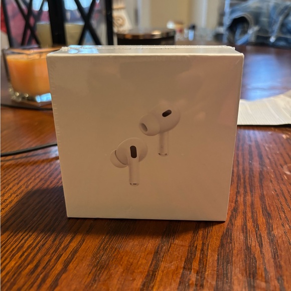 Apple AirPods Pro with Charging Case - White